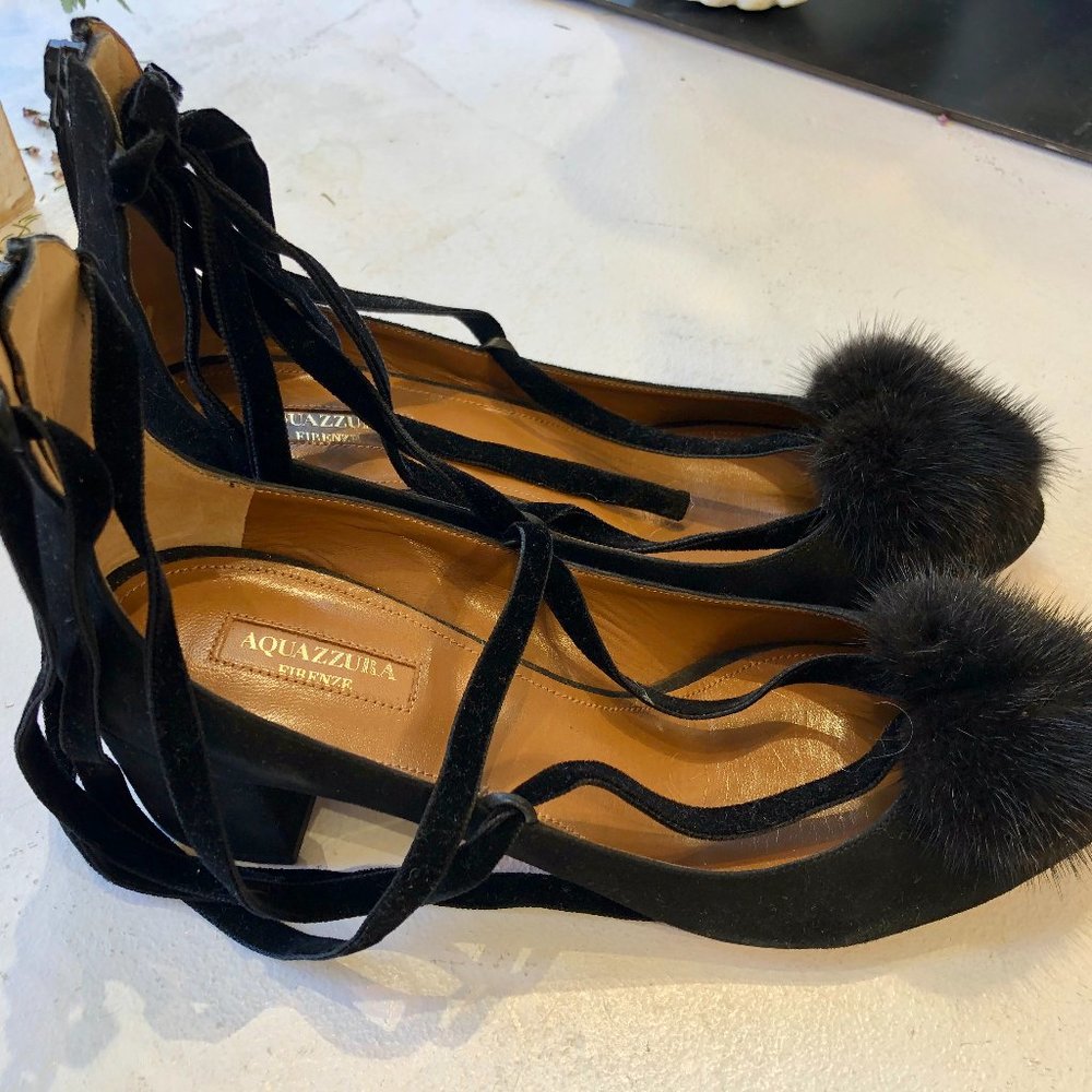 Vero Cuoio Heels with Ribbons and Puff